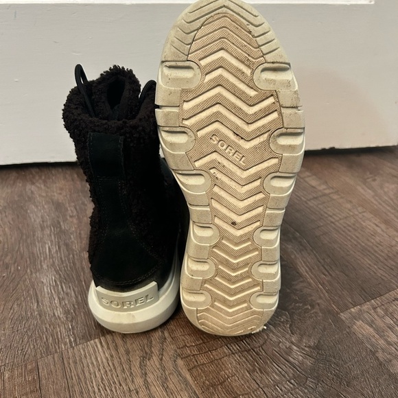 Sorel Explorer Next Joan Cozy Boots Black White Fall Winter 7 - Picture 6 of 7